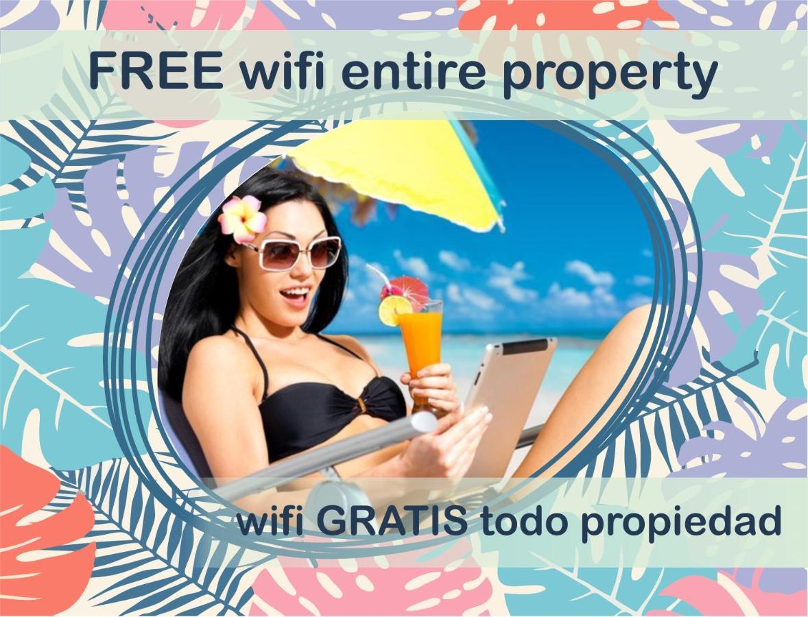 Superior Suites With Rooftop Pool And Beach Access Appart hôtel